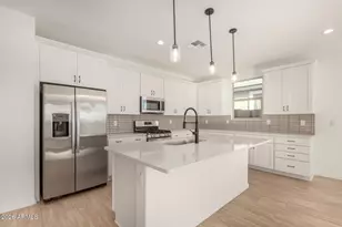 5423 W Manzanita Dr, Glendale, AZ 85302 - Photo 2