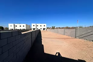 825 W Dobbins Rd, Phoenix, AZ 85041 - Photo 74