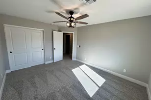 825 W Dobbins Rd, Phoenix, AZ 85041 - Photo 52