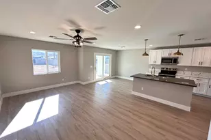 825 W Dobbins Rd, Phoenix, AZ 85041 - Photo 20