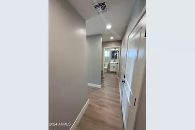 825 W Dobbins Road, Phoenix, AZ 85041 - Photo 16