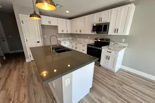 825 W Dobbins Rd, Phoenix, AZ 85041 - Photo 64