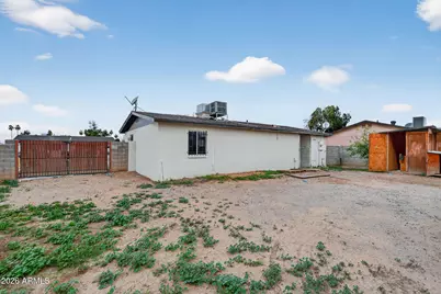 4127 N 74th Avenue, Phoenix, AZ 85033 - Photo 30