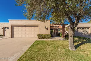 112 Leisure World, Mesa, AZ 85206 - Photo 1