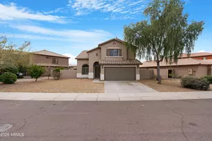 15135 W Smokey Dr, Surprise, AZ 85374 - Photo 4