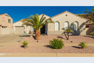 15208 W Redfield Road, Surprise, AZ 85379 - Photo 2