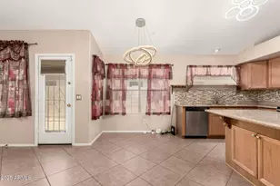 1858 N 128th Dr, Avondale, AZ 85392 - Photo 10