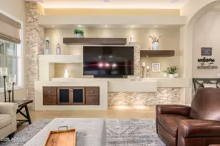 3770 E Iris Dr, Chandler, AZ 85286 - Photo 14