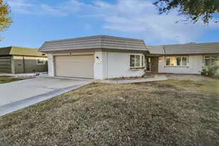 10401 W Hutton Dr, Sun City, AZ 85351 - Photo 1