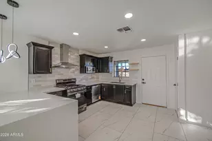 2302 E Alta Vista Rd, Phoenix, AZ 85042 - Photo 4