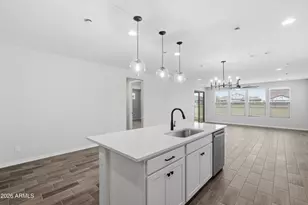 932 W Macaw Dr, Queen Creek, AZ 85142 - Photo 10