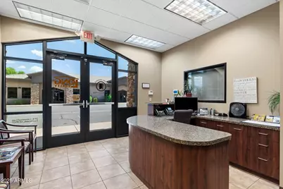 251 E Cottonwood Lane, Casa Grande, AZ 85122 - Photo 2