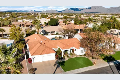 8638 E Dahlia Drive, Scottsdale, AZ 85260 - Photo 6