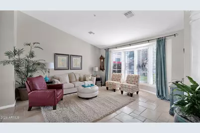 8638 E Dahlia Drive, Scottsdale, AZ 85260 - Photo 10