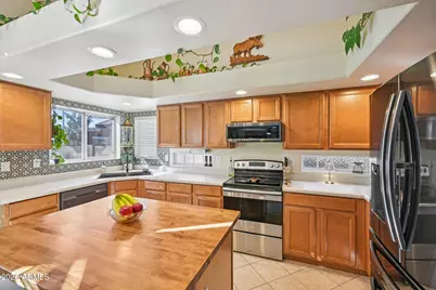 15821 W Boca Raton Road, Surprise, AZ 85379 - Photo 18