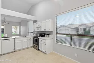 23729 S Harmony Way, Sun Lakes, AZ 85248 - Photo 14