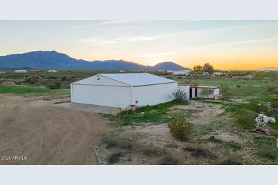 51718 W Donald Road, Aguila, AZ 85320 - Photo 24