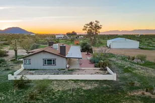 51718 W Donald Rd, Aguila, AZ 85320 - Photo 38