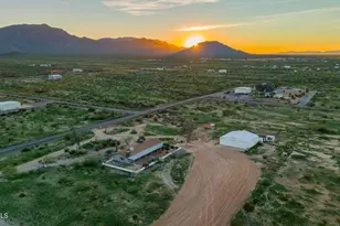 51718 W Donald Rd, Aguila, AZ 85320 - Photo 52