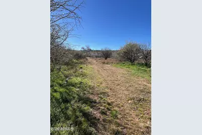 16750 S Aztec Court S #1277, Mayer, AZ 86333 - Photo 2
