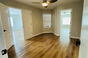 22008 N 66th Ln, Glendale, AZ 85310 - Photo 12