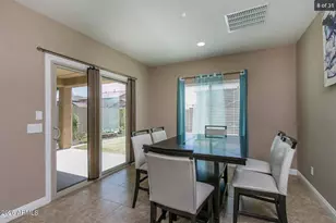 10743 W Desert Elm Ln, Peoria, AZ 85383 - Photo 14