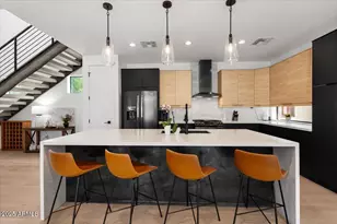 220 W Monterosa St, Phoenix, AZ 85013 - Photo 2