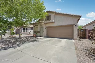 905 S Bristol, Mesa, AZ 85208 - Photo 2