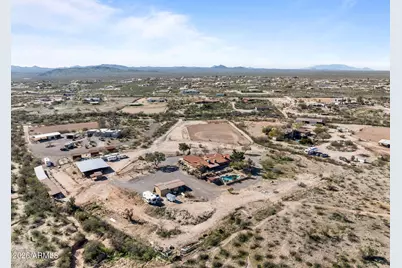 35085 S Turtle Creek Road, Wickenburg, AZ 85390 - Photo 10