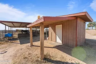 35085 S Turtle Creek Rd, Wickenburg, AZ 85390 - Photo 44