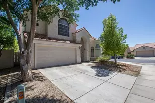823 W Iris Dr, Gilbert, AZ 85233 - Photo 2