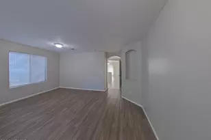 40399 W Thornberry Ln, Maricopa, AZ 85138 - Photo 2