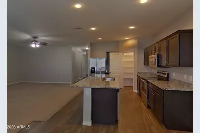 37334 W Capri Avenue, Maricopa, AZ 85138 - Photo 6