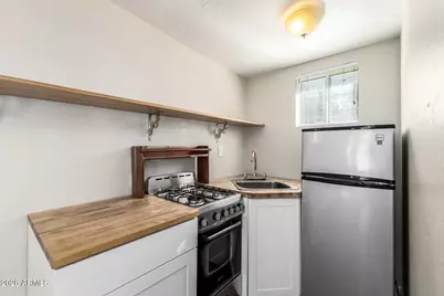 49 W Lewis Avenue, Phoenix, AZ 85003 - Photo 8