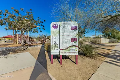 49 W Lewis Avenue, Phoenix, AZ 85003 - Photo 32