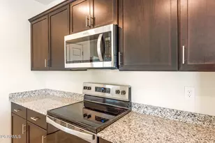 42975 W Peters Dr, Maricopa, AZ 85138 - Photo 6