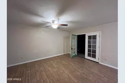 521 W 10th Street #4, Tempe, AZ 85281 - Photo 6
