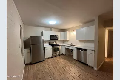 521 W 10th Street #4, Tempe, AZ 85281 - Photo 4