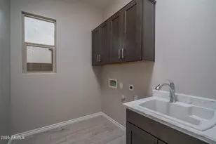 15652 W Pershing St, Surprise, AZ 85379 - Photo 30