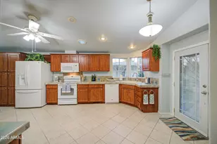 16230 N 33rd Way, Phoenix, AZ 85032 - Photo 6