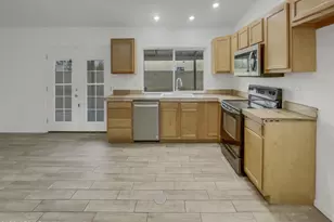13628 N 40th Dr, Phoenix, AZ 85029 - Photo 2