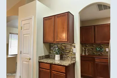 8143 W Marco Polo Road, Peoria, AZ 85382 - Photo 8