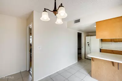 10137 W Forrester Drive, Sun City, AZ 85351 - Photo 14