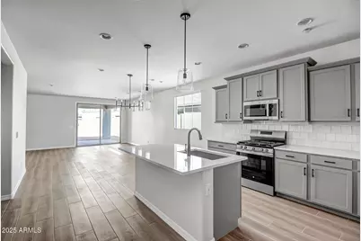 990 W Finch Drive, Queen Creek, AZ 85140 - Photo 10