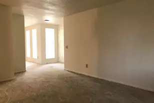 1723 W Rosal Dr, Chandler, AZ 85224 - Photo 8