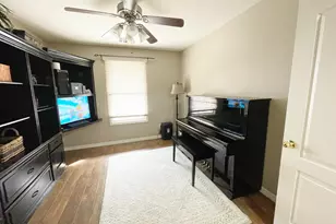 17263 W Ironwood St, Surprise, AZ 85388 - Photo 6