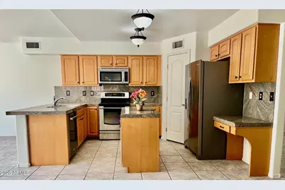 1701 E Yukon Drive, Phoenix, AZ 85024 - Photo 12