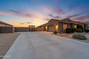 27700 N Silverleaf Rd, San Tan Valley, AZ 85143 - Photo 2