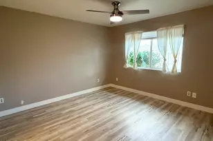 1902 E Sandra Terrace, Phoenix, AZ 85022 - Photo 12