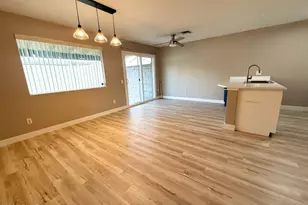 1902 E Sandra Terrace, Phoenix, AZ 85022 - Photo 10